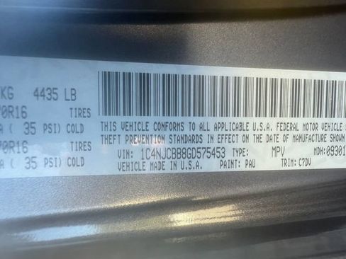 Used 2016 Jeep Compass Sport w/ Power Value Group image 33