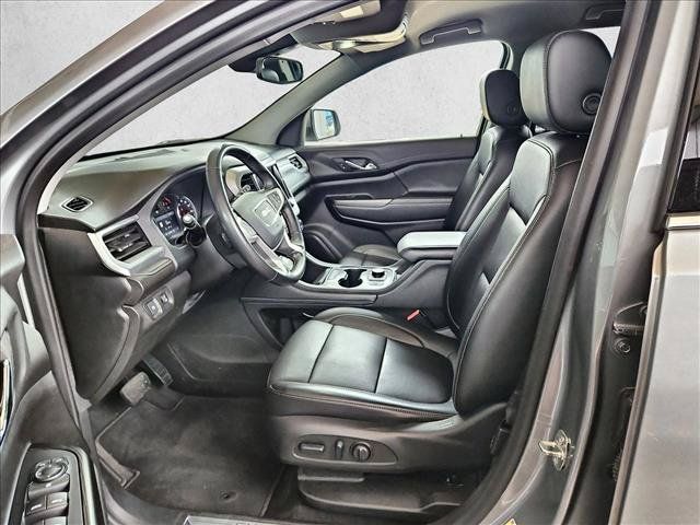Used 2023 GMC Acadia SLT AWD/4WD image 16
