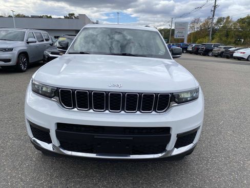 Certified 2022 Jeep Grand Cherokee L Limited image 11