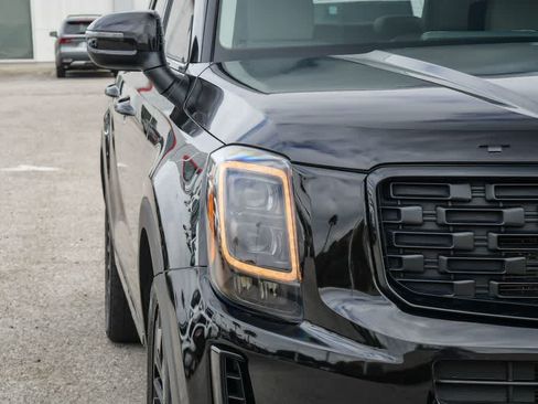 Used 2022 Kia Telluride EX w/ EX Premium Package AWD/4WD image 4
