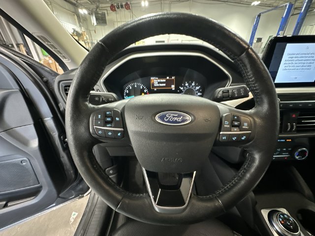 Certified 2020 Ford Escape SEL AWD/4WD image 15