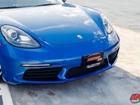 Used 2017 Porsche 718 Cayman S image 21