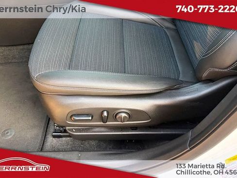 Used 2024 Buick Envista Preferred w/ Convenience I Package FWD image 16
