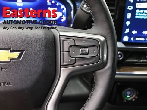 Used 2024 Chevrolet Silverado 1500 LT AWD/4WD image 16
