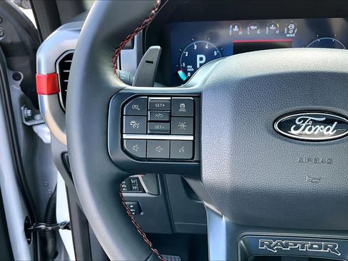 Used 2025 Ford F150 Raptor AWD/4WD image 21