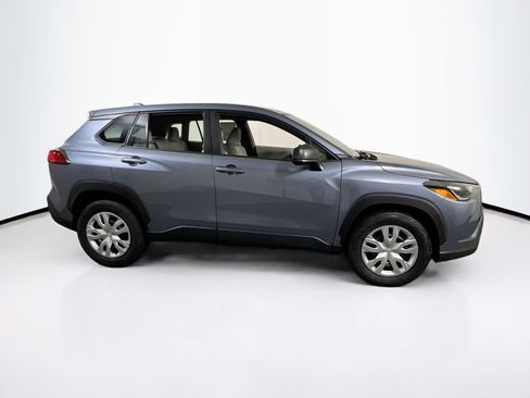 Used 2024 Toyota Corolla Cross L FWD image 4