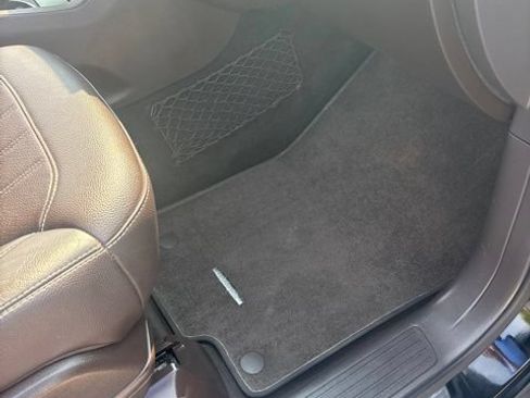 Used 2019 Mercedes-Benz GLS 450 4MATIC image 33