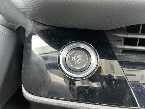 Used 2025 Buick Envision Preferred image 21