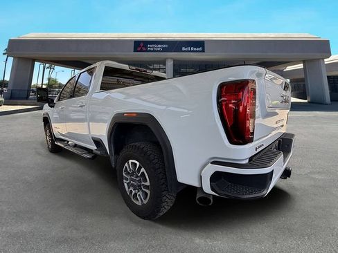 Used 2023 GMC Sierra 2500 AT4 w/ AT4 Preferred Package AWD/4WD image 8