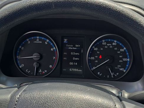 Used 2018 Toyota RAV4 LE FWD image 19