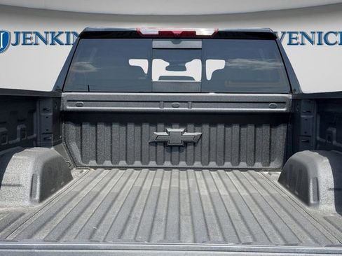 New 2026 Chevrolet Silverado 1500 High Country w/ Midnight Edition AWD/4WD image 15