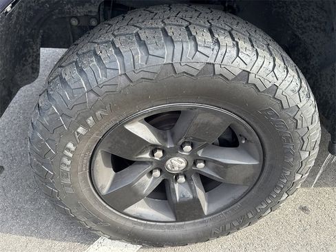 Used 2018 RAM 1500 Express image 13