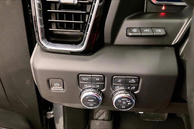 Used 2023 GMC Sierra 1500 Denali w/ Denali Reserve Package AWD/4WD image 41