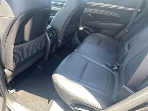 Used 2022 Hyundai Tucson Limited FWD image 12