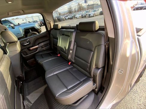 Used 2018 GMC Sierra 1500 SLT w/ SLT Premium Package image 18