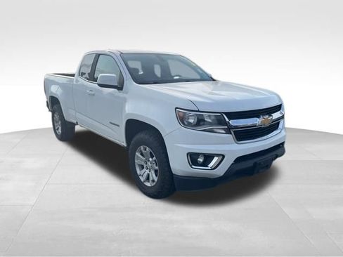 Used 2018 Chevrolet Colorado LT w/ LT Convenience Package AWD/4WD image 12
