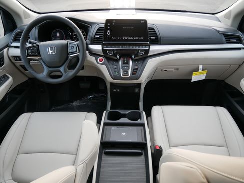 New 2026 Honda Odyssey EX-L image 10