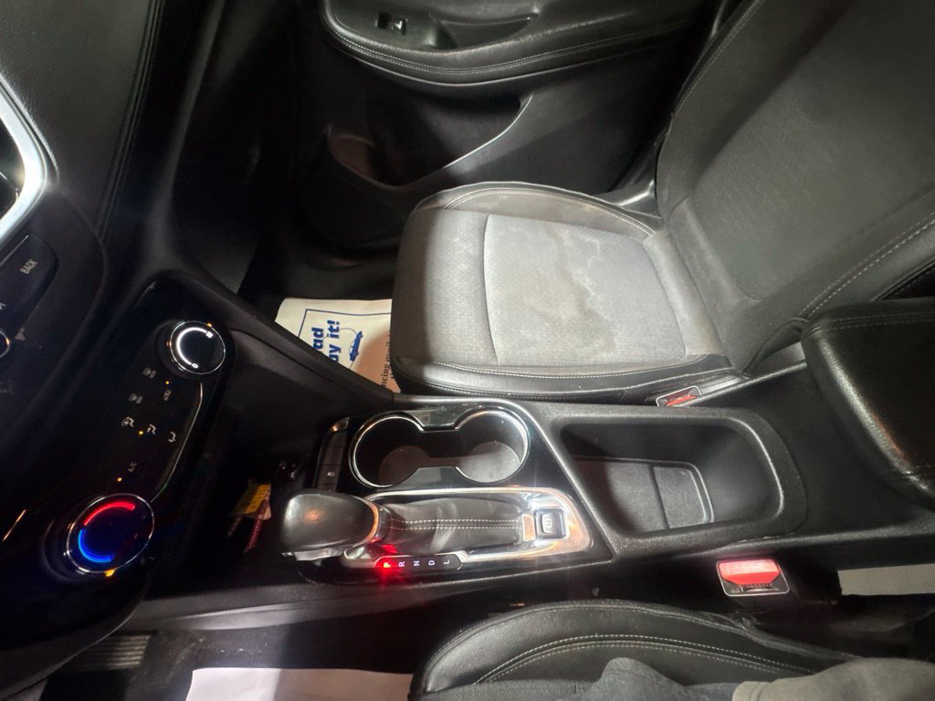 Used 2020 Buick Encore GX Preferred AWD/4WD image 19