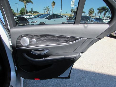 Used 2019 Mercedes-Benz E 300 image 29