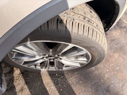 Used 2017 Lincoln MKX Reserve w/ Lincoln MKX Climate Package image 41