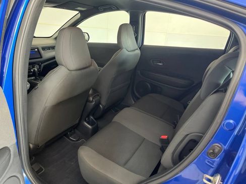 Used 2019 Honda HR-V Sport image 25