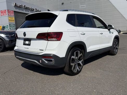 Used 2023 Volkswagen Taos SEL AWD/4WD image 5