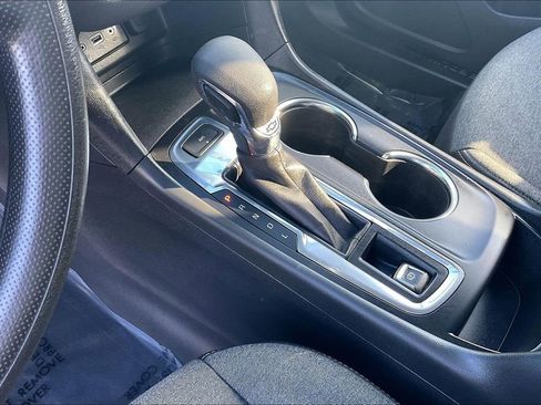 Used 2023 Chevrolet Equinox LT image 20