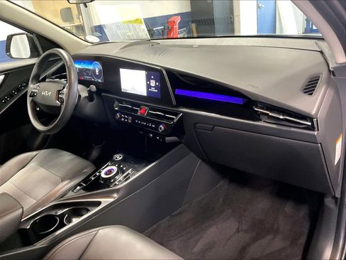 Used 2024 Kia Niro Wind w/ Wind Preserve Package FWD image 14