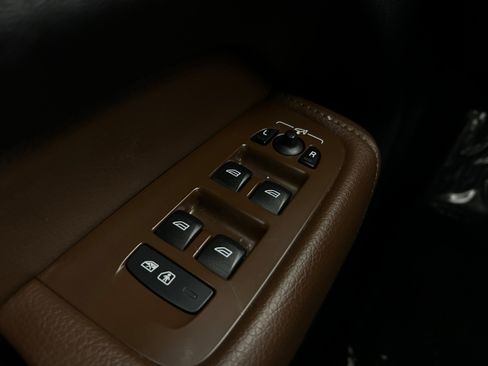 Used 2020 Volvo XC60 T6 Momentum image 22