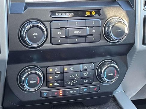 Certified 2021 Ford F250 Lariat w/ Lariat Ultimate Package image 28