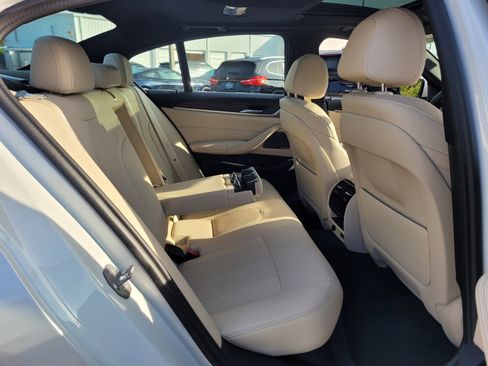 Used 2023 BMW 530i w/ Premium Package image 16