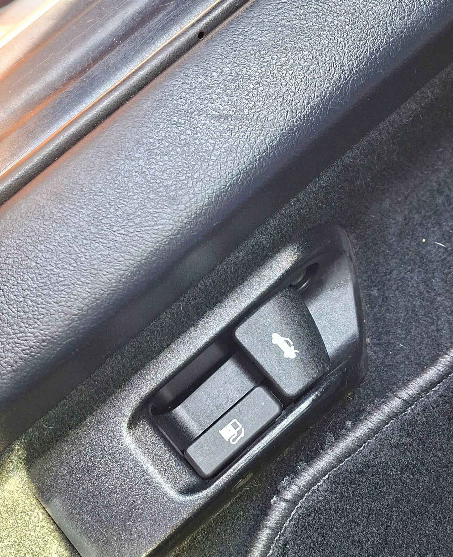Used 2014 Toyota Camry SE FWD image 26