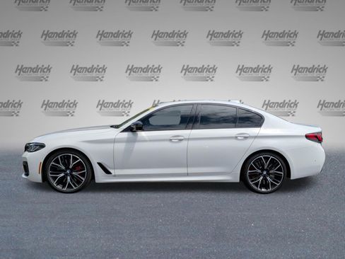 Used 2022 BMW M550i xDrive w/ Dynamic Handling Package image 10