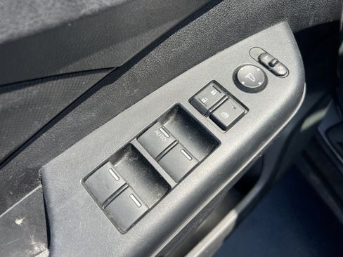 Used 2015 Honda CR-V LX image 15