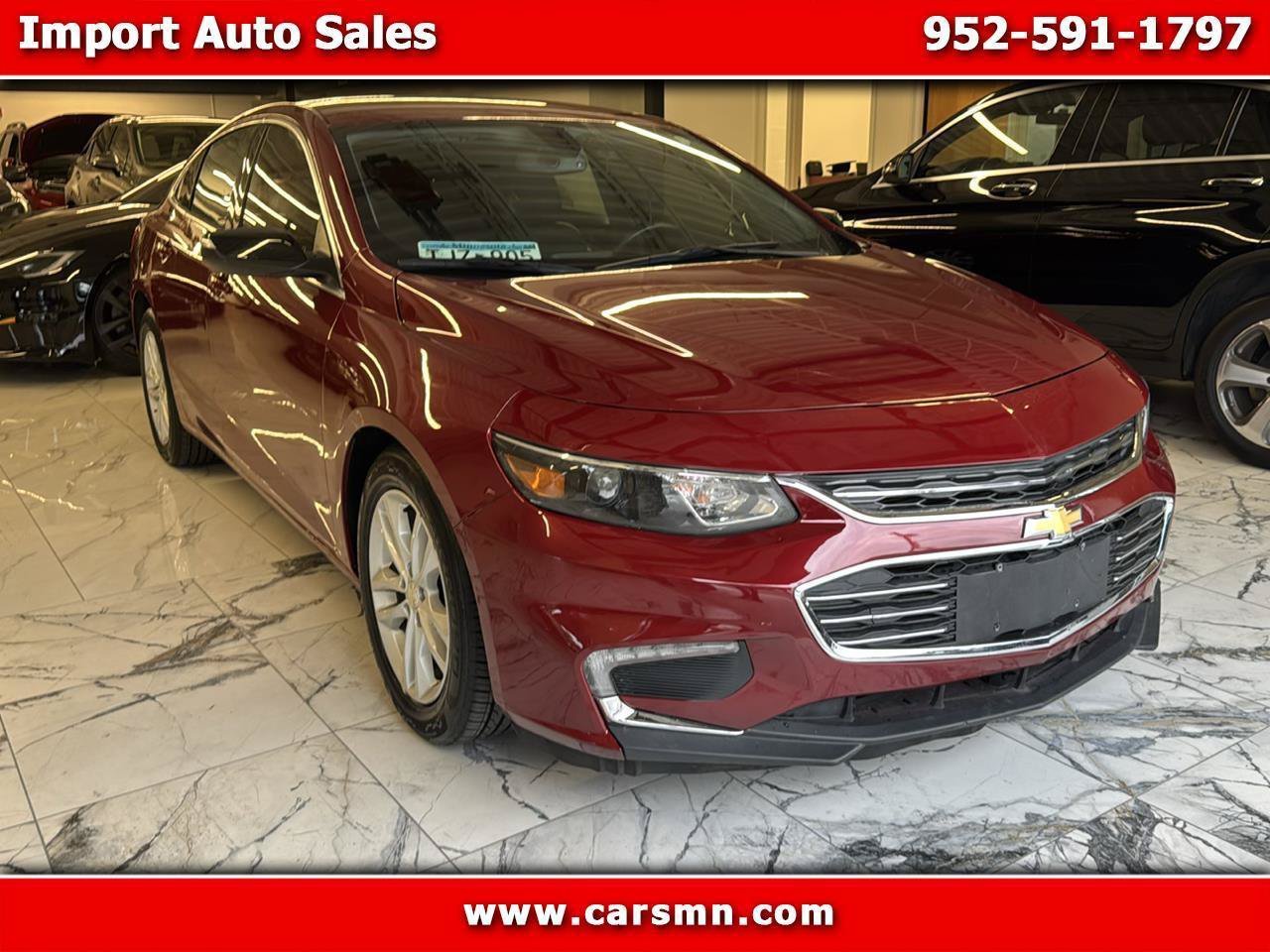 Used 2017 Chevrolet Malibu LT w/ Leather Package FWD image 1