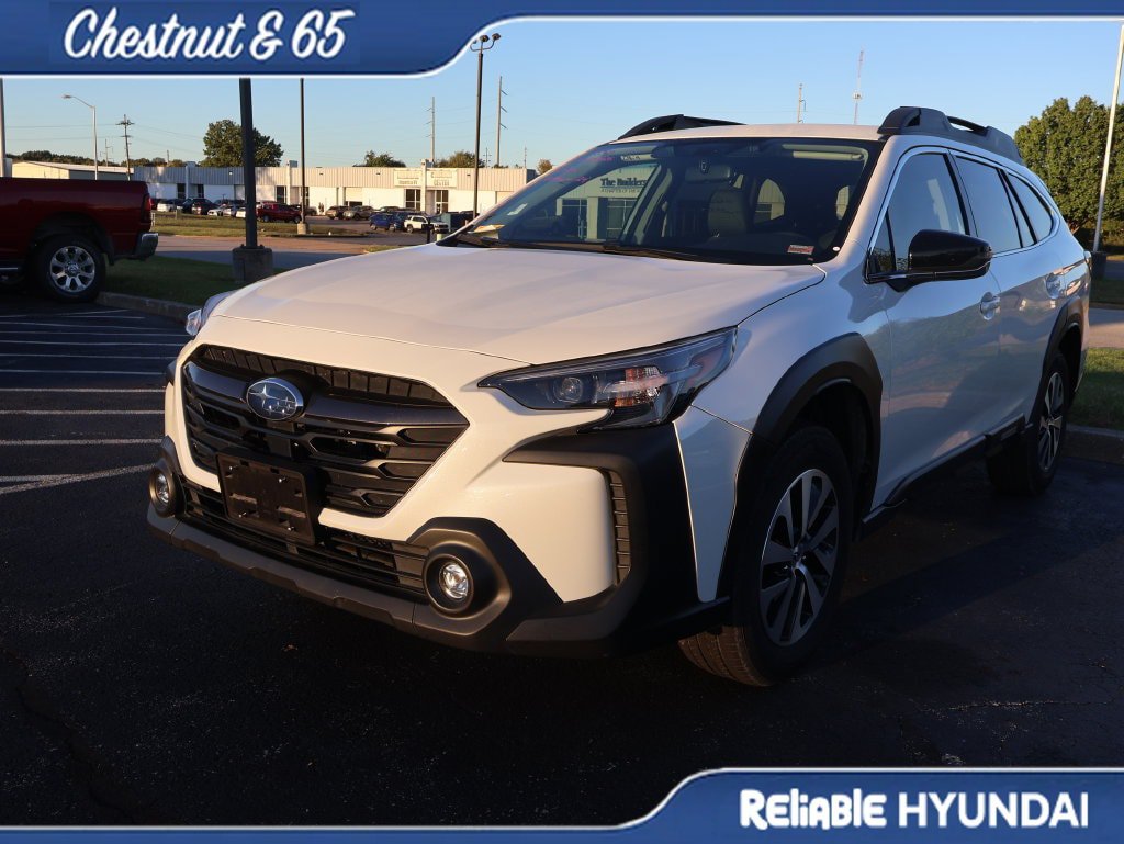 Used 2024 Subaru Outback Premium AWD/4WD image 12
