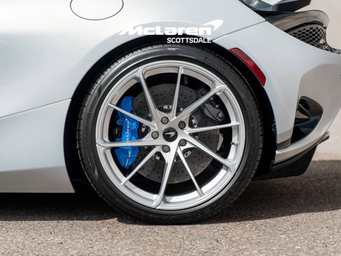 New 2026 McLaren 750S image 20