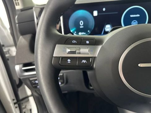 Used 2025 Hyundai Tucson Limited image 15