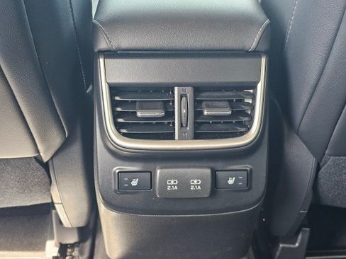 Used 2020 Subaru Outback Limited AWD/4WD image 24