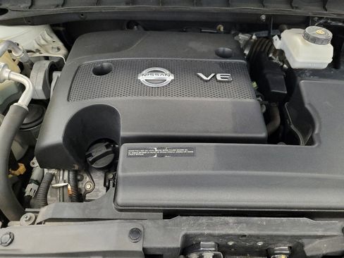 Used 2017 Nissan Murano S image 30