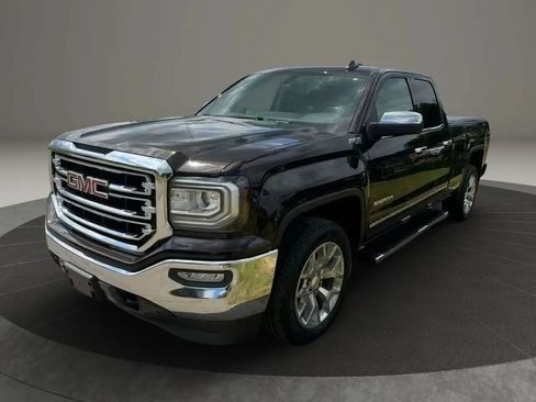 Used 2018 GMC Sierra 1500 SLT w/ SLT Premium Package AWD/4WD image 3