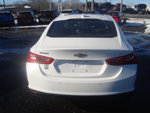 Used 2024 Chevrolet Malibu LT image 5