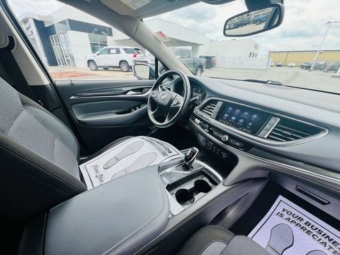 Used 2020 Buick Enclave Preferred image 36