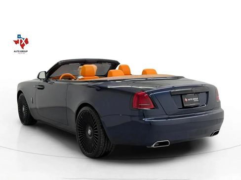 Used 2017 Rolls-Royce Dawn RWD image 4