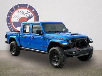 Used 2023 Jeep Gladiator Mojave w/ LED Lighting Group video 2