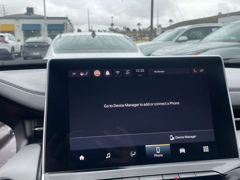 Used 2025 Jeep Compass Limited image 21