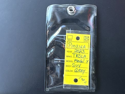 Used 2023 Tesla Model Y Long Range image 17