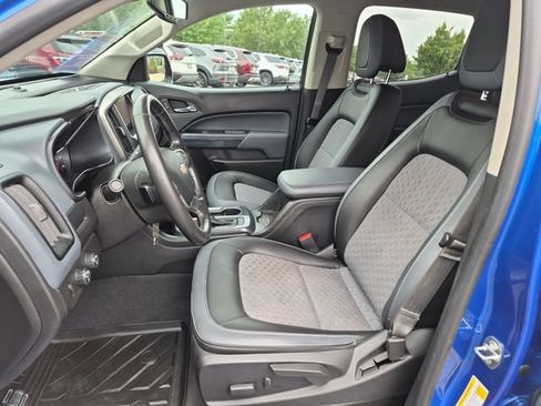 Used 2019 Chevrolet Colorado Z71 AWD/4WD image 21