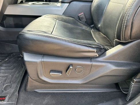 Used 2019 Ford F250 Lariat w/ Lariat Ultimate Package AWD/4WD image 13