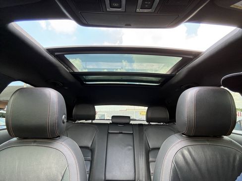 Used 2017 Jaguar F-PACE Prestige AWD/4WD image 26